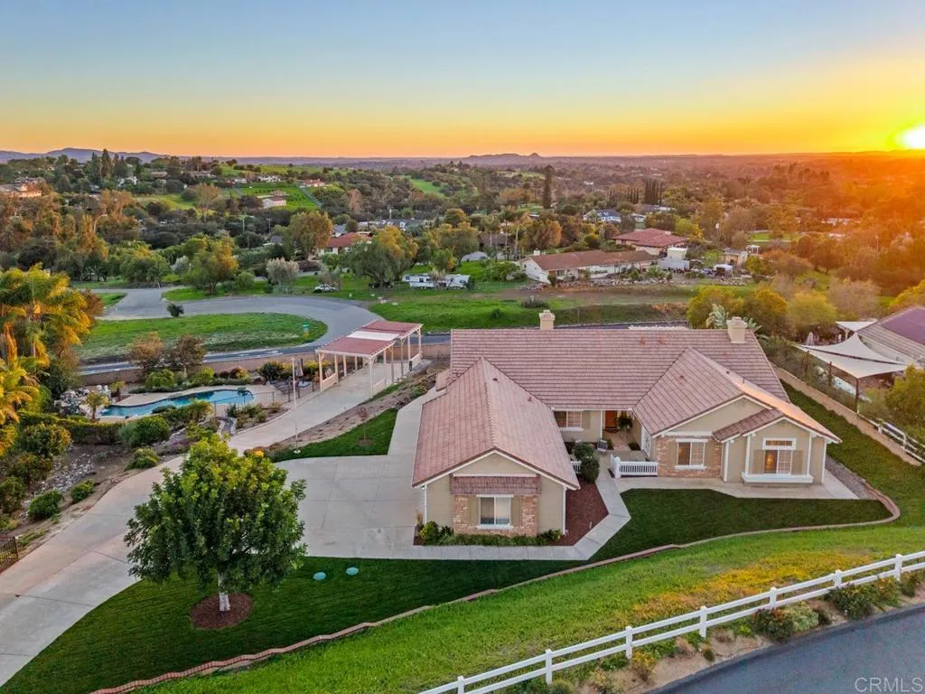 https://cdn.realtyfeed.com/cdn/127/306610842/88f257da44815a6b845ebe645394abd3.webp