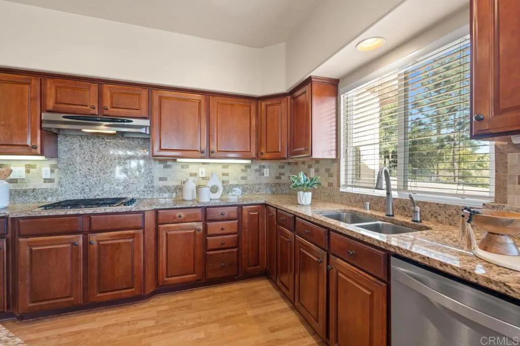 https://cdn.realtyfeed.com/cdn/127/306610842/9a31c90586395c8cd75d3e5700f60650.webp