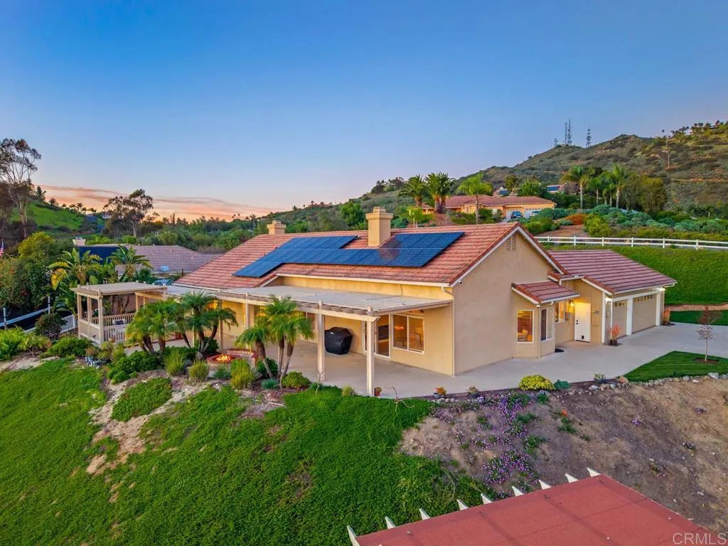https://cdn.realtyfeed.com/cdn/127/306610842/eda7088e8e5826aa20b826ee41663f7f.webp