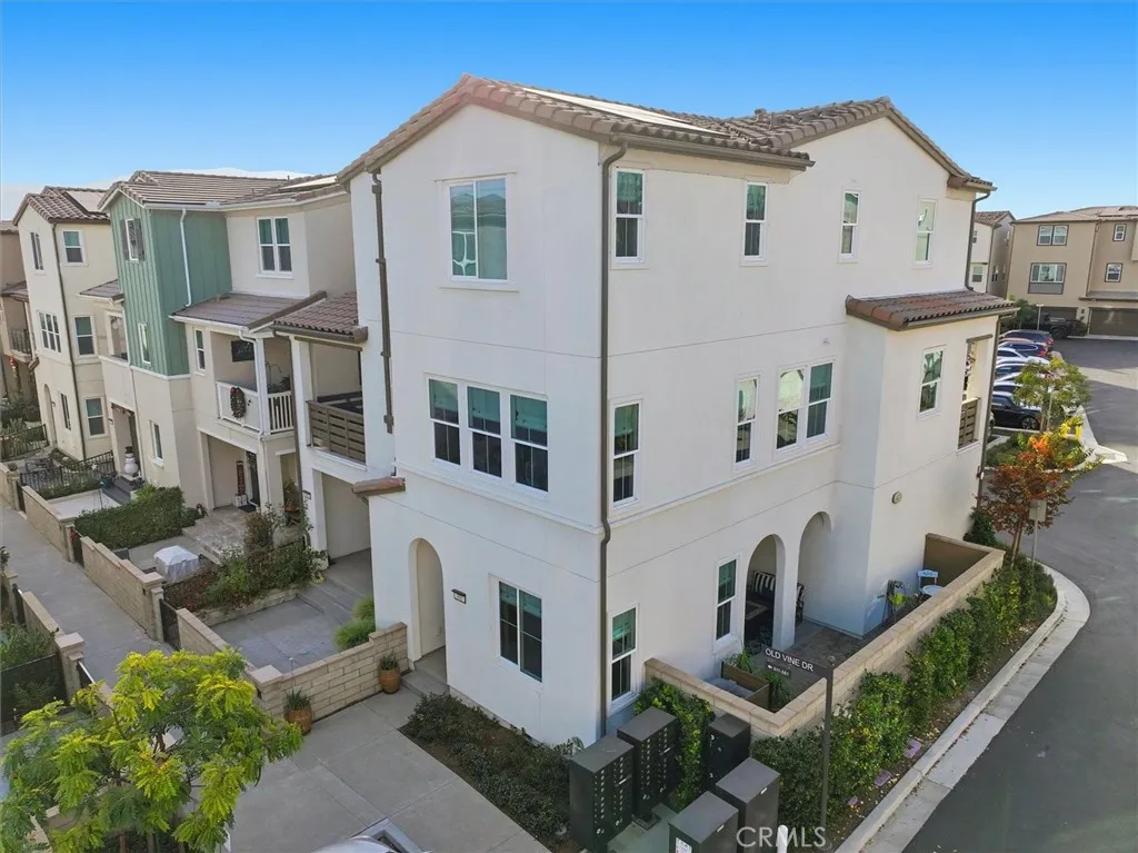 402 Corral Court, Rancho Mission Viejo, CA 92694 - Photo 2 of 54, Rancho Mission Viejo, CA