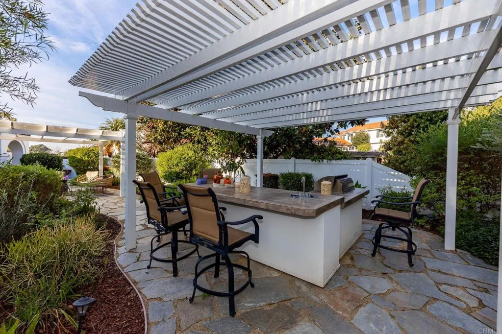 https://cdn.realtyfeed.com/cdn/127/306610859/4c91f5da2f960b97847a9c12f27dcc36.webp