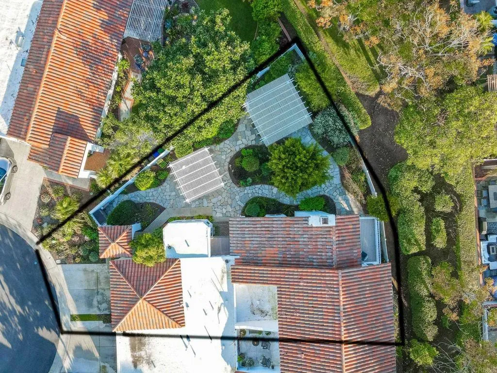 https://cdn.realtyfeed.com/cdn/127/306610859/79773ac1cae70243d38f38d644430d33.webp