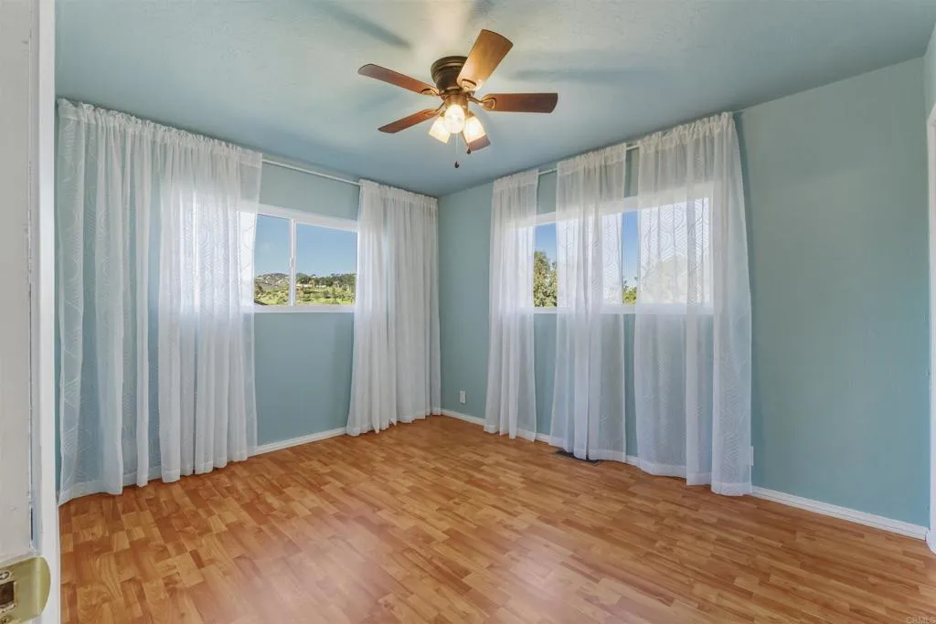 https://cdn.realtyfeed.com/cdn/127/306610892/00548fda0682987b22cb7ed3220fcf1f.webp