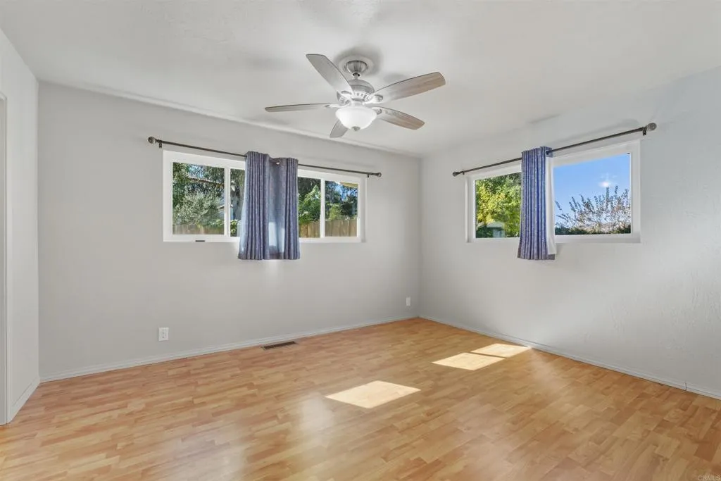 https://cdn.realtyfeed.com/cdn/127/306610892/396f6c52331684d8eec4a991f0d3024b.webp