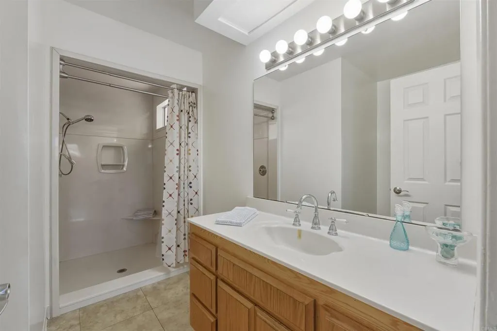 https://cdn.realtyfeed.com/cdn/127/306610892/bc3b40cbb637c136d887857825a32fd6.webp