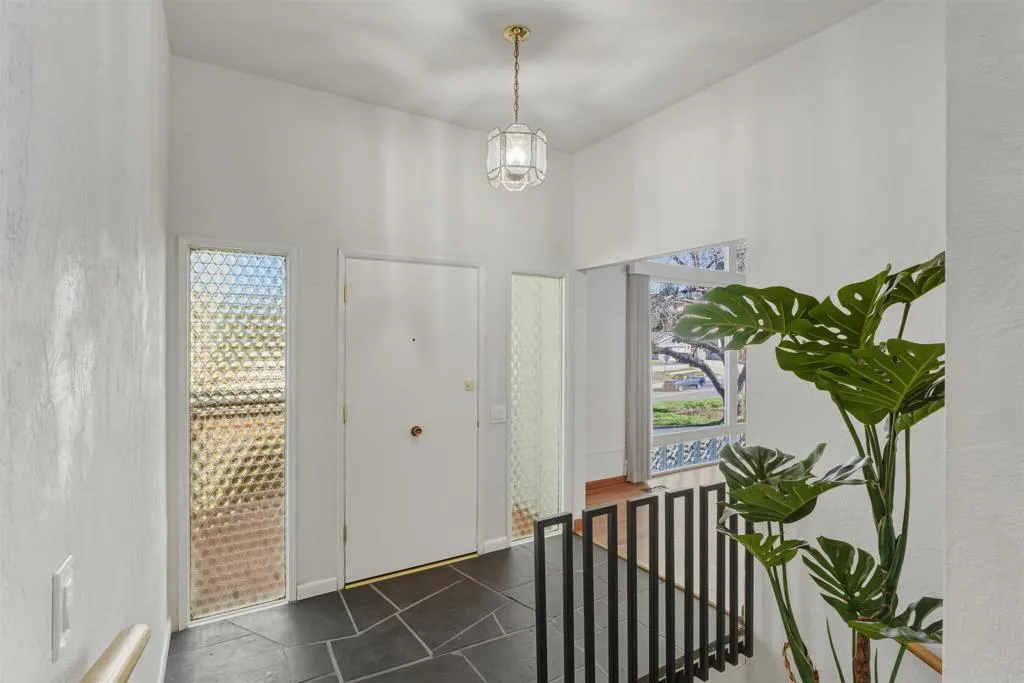 https://cdn.realtyfeed.com/cdn/127/306610892/f1d326d0455883b5998641b9242d6040.webp