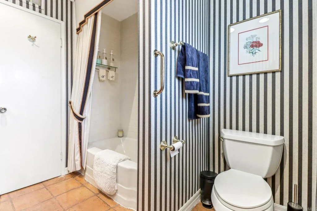 https://cdn.realtyfeed.com/cdn/127/306610893/6804432fc541a9579764ace043775cbd.webp