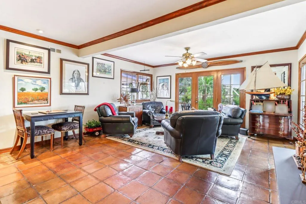 https://cdn.realtyfeed.com/cdn/127/306610893/75592f44ffe6dfc0343e88386194df26.webp