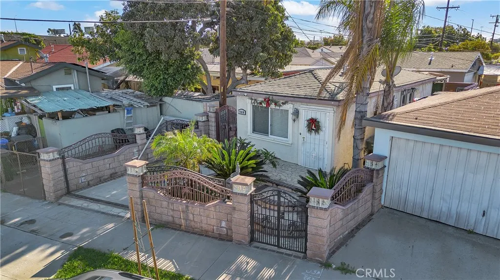 4610 Leonis, Commerce, CA 90040 - Photo 2 of 32, Commerce, CA