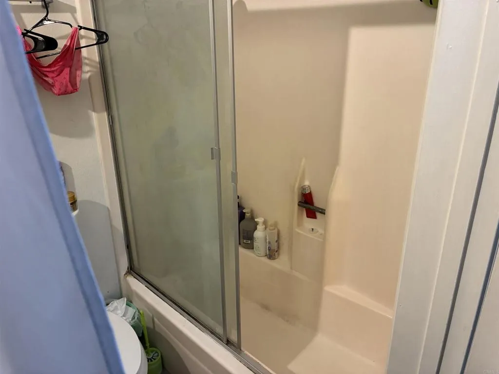 https://cdn.realtyfeed.com/cdn/127/306610917/0606b9c2c13e9d51ab8c8d7b58e455f2.webp