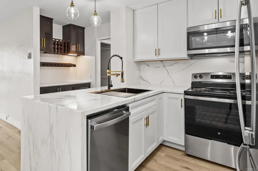 Photo #2: PTP2600031 Listing: Photo #2