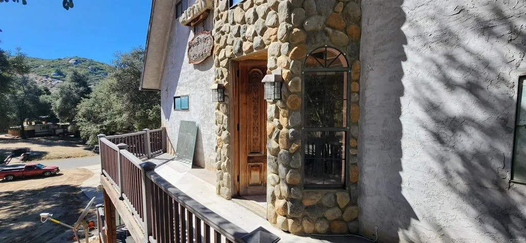 https://cdn.realtyfeed.com/cdn/127/306610923/d22e0da2ad0bc494323e42b291a229a0.webp