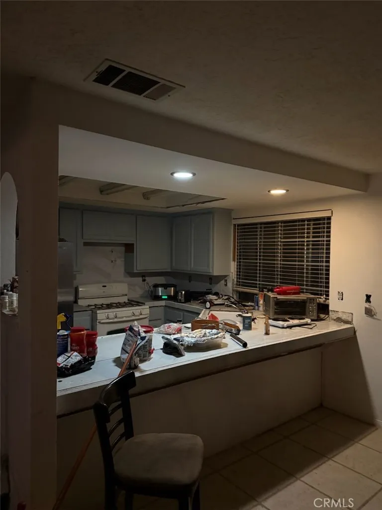 16709 Deodar, Hesperia, CA 92345 - Photo 3 of 10, Hesperia, CA