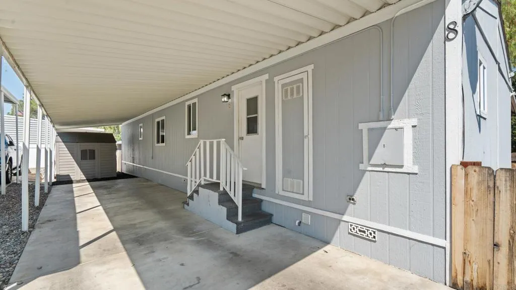 https://cdn.realtyfeed.com/cdn/127/306611039/350e755f1b7495ef238e5f9432129883.webp