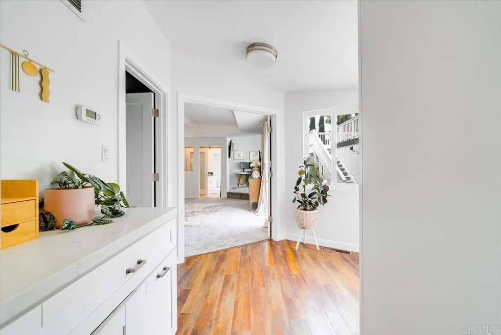 https://cdn.realtyfeed.com/cdn/127/306611069/22026144472308f938a2bf6d7475a64b.webp