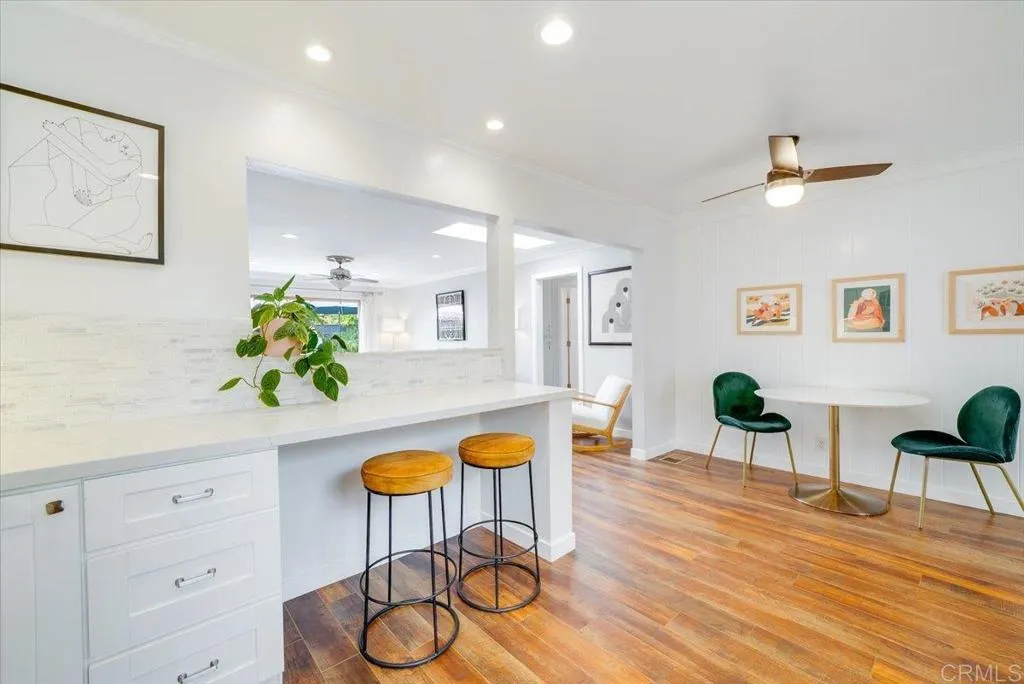 https://cdn.realtyfeed.com/cdn/127/306611069/5c0bede7f5a77f6dd806f392ae6194f9.webp