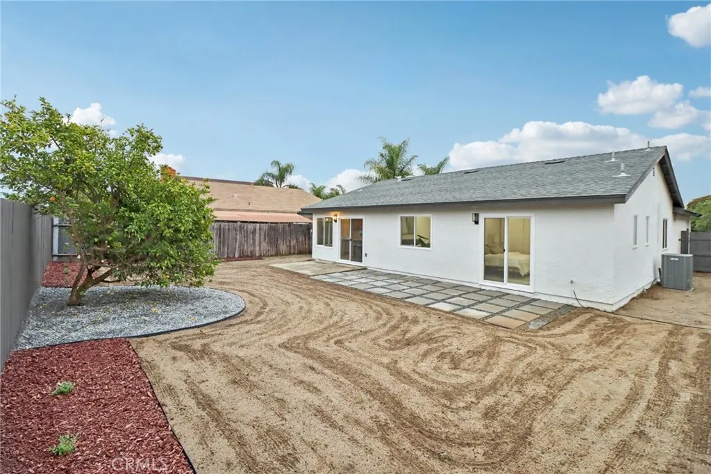 https://cdn.realtyfeed.com/cdn/127/306611095/9b429c667032b92a80644e7f66ccb028.webp