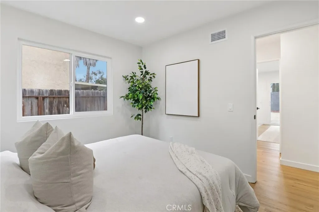 https://cdn.realtyfeed.com/cdn/127/306611095/c60c63d19c519f2c6b2e9899012ab2b5.webp