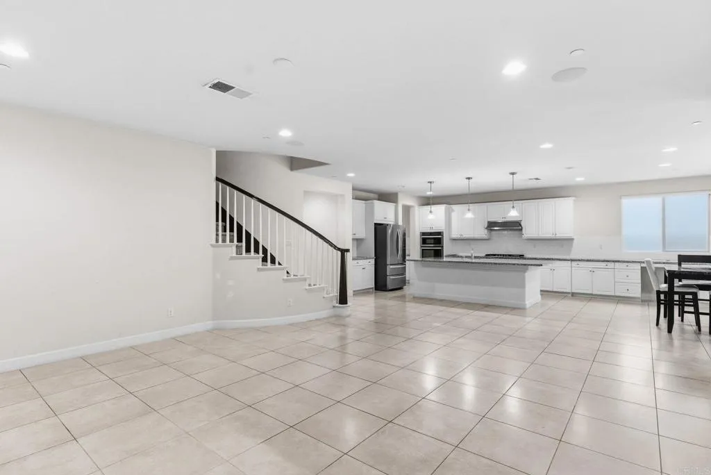 https://cdn.realtyfeed.com/cdn/127/306611107/a96b81c161823bef61d0f6b12c418cd5.webp