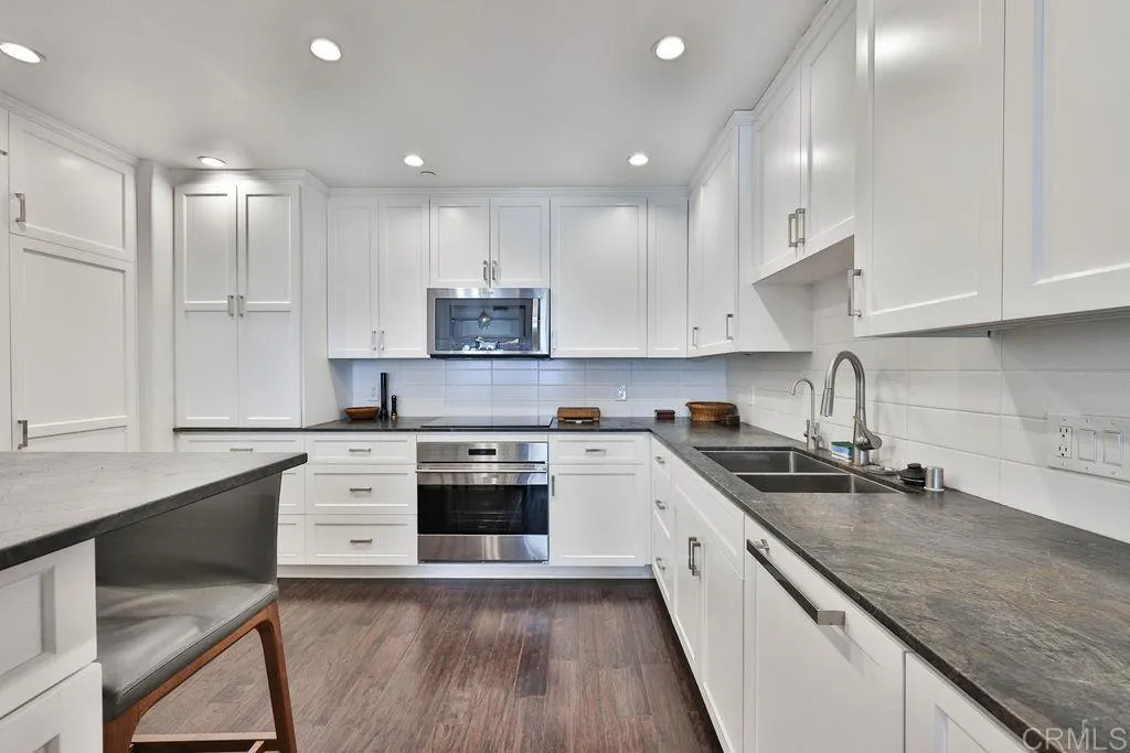 1099 1st UNIT 420, Coronado, CA, 92118