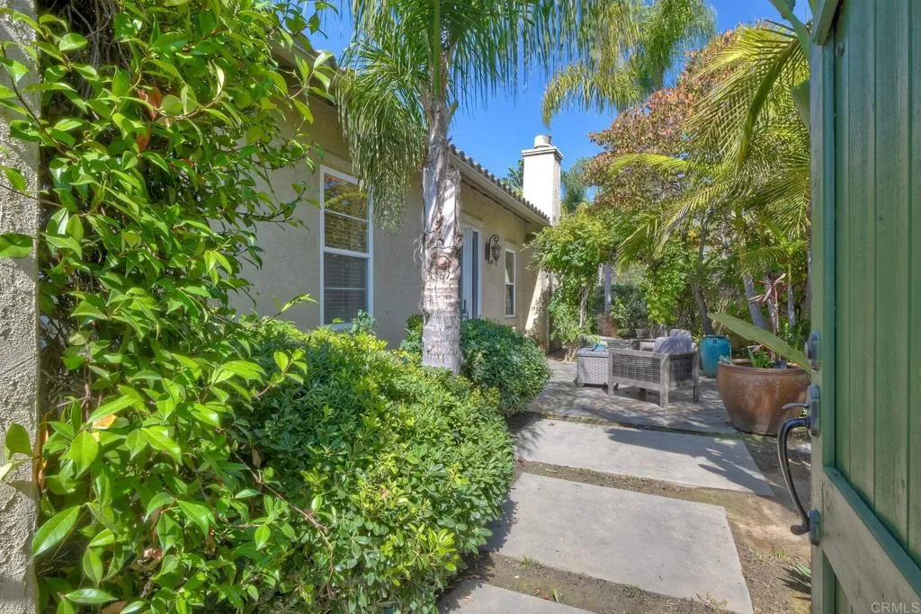 https://cdn.realtyfeed.com/cdn/127/306611171/ffcb1664e937926db7251dbc6f55bb96.webp