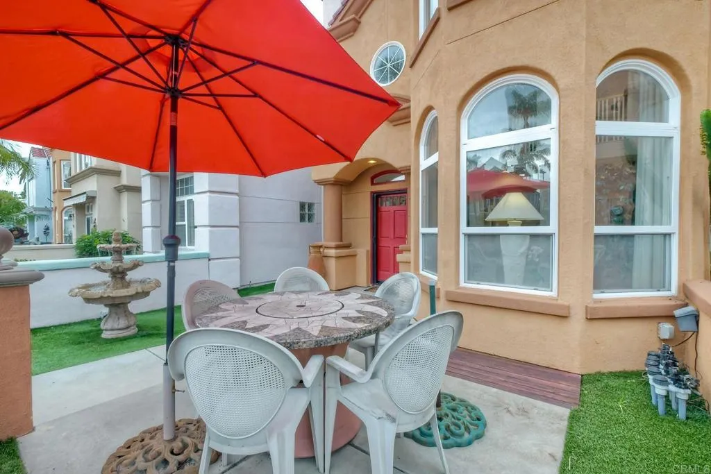 https://cdn.realtyfeed.com/cdn/127/306611173/bae3b3c7e1ce62399a52e17ad26ce355.webp