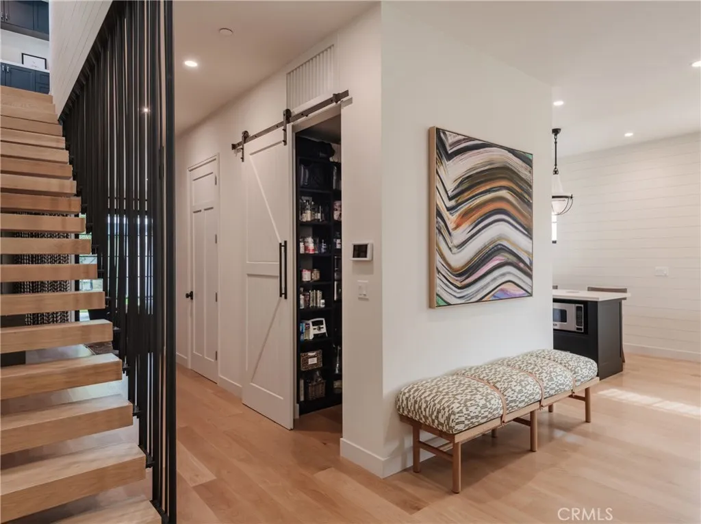 3604 Laurel, Manhattan Beach, CA 90266 - Photo 4 of 31, Manhattan Beach, CA
