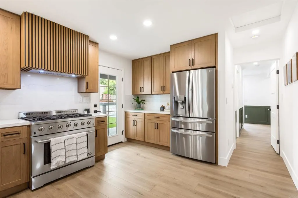 https://cdn.realtyfeed.com/cdn/127/306611259/2ba6ad5768033e0628786532dad18e00.webp