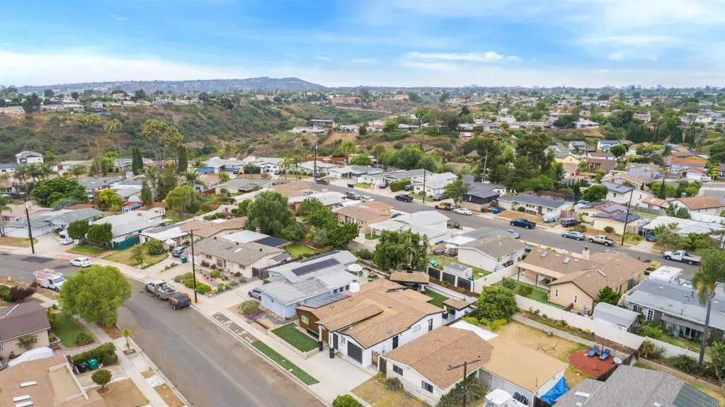 https://cdn.realtyfeed.com/cdn/127/306611259/3184e93258e20c064a5a661badd36f38.webp
