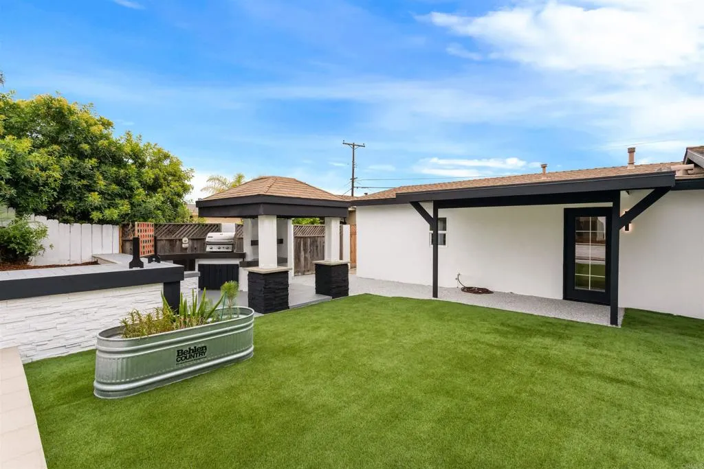 https://cdn.realtyfeed.com/cdn/127/306611259/3633470c4b806012d6247988e793d3c2.webp