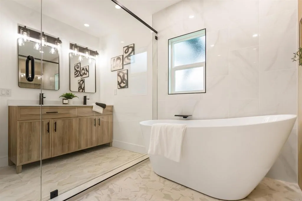 https://cdn.realtyfeed.com/cdn/127/306611259/480b993ec08124c65f098496b2b621d6.webp