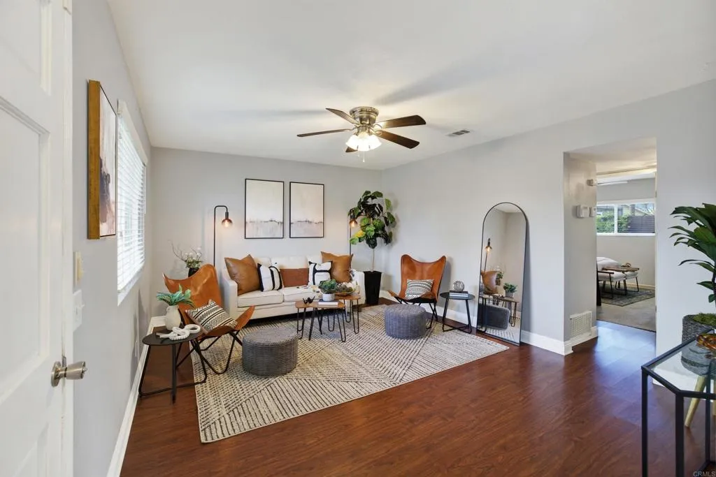 https://cdn.realtyfeed.com/cdn/127/306611347/e67107f9b79ea2fb9b2485b14b550233.webp
