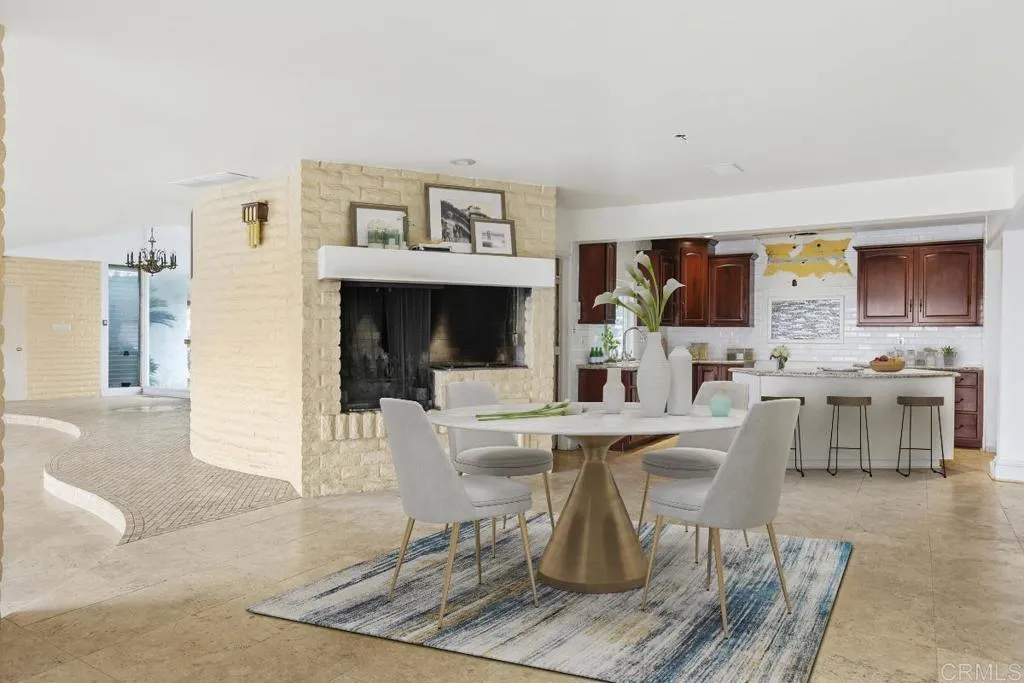 https://cdn.realtyfeed.com/cdn/127/306611367/37fd8b48ddb1d3491d396aa8c261c757.webp