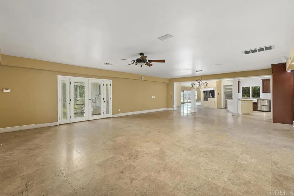 https://cdn.realtyfeed.com/cdn/127/306611367/fa13be9a71699cc82254157dd8f83394.webp