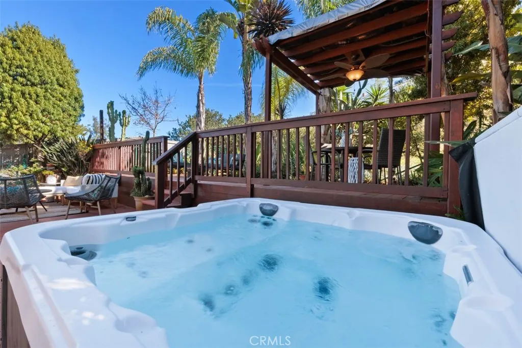 https://cdn.realtyfeed.com/cdn/127/306611374/6e1d9ddc411046c1eff0fdf915f44b99.webp