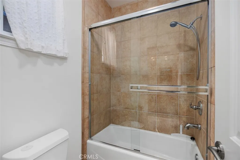 https://cdn.realtyfeed.com/cdn/127/306611374/7029dd58cb526a8432c40ae401d799eb.webp