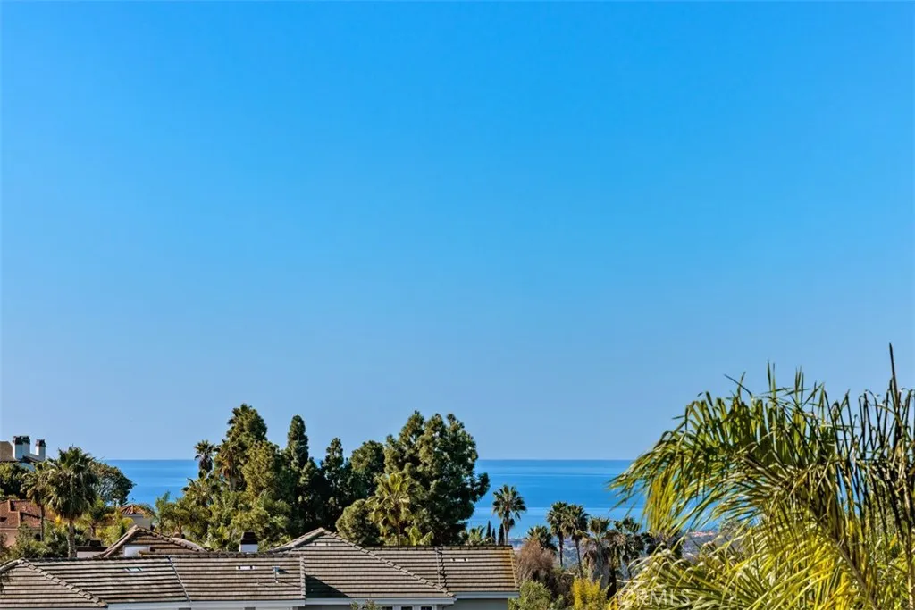 https://cdn.realtyfeed.com/cdn/127/306611374/711e6260c0559791c3bf21b0aa6260ab.webp