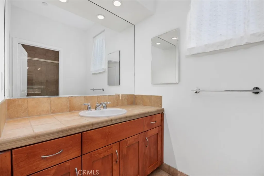 https://cdn.realtyfeed.com/cdn/127/306611374/7f80485219e92064d4c6b95862b3c13b.webp