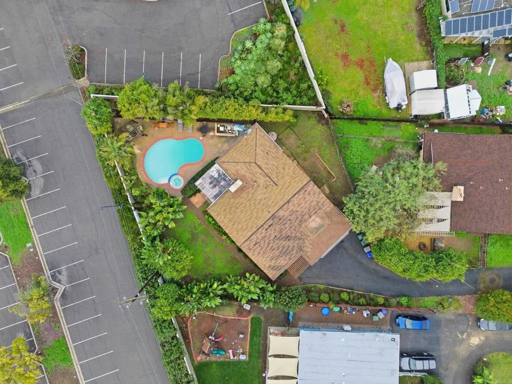 https://cdn.realtyfeed.com/cdn/127/306611378/8e05164f630cfc47a656208c26a657bb.webp