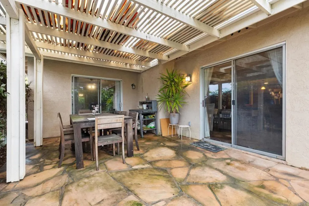 https://cdn.realtyfeed.com/cdn/127/306611378/d1d1e7726999a886f1c1a62bc83fdd03.webp