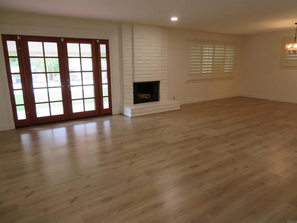 https://cdn.realtyfeed.com/cdn/127/306611392/5d24eb2c3495e41e0b2a90d86ad5edbe.webp