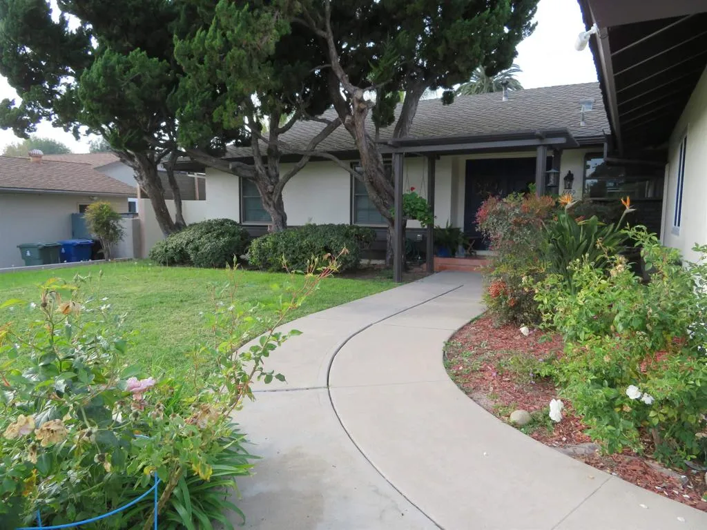 https://cdn.realtyfeed.com/cdn/127/306611392/b085ab61ad3c4ca290bc31727a485208.webp