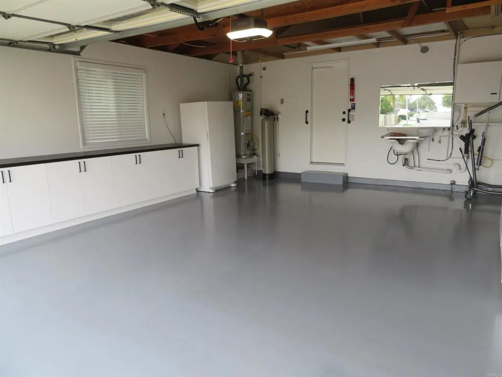https://cdn.realtyfeed.com/cdn/127/306611392/d7a9791220330428770da16d11d30a71.webp
