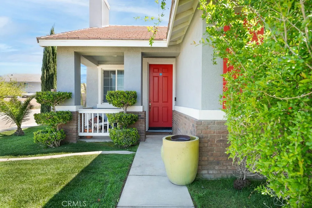 Lancaster, CA 93534