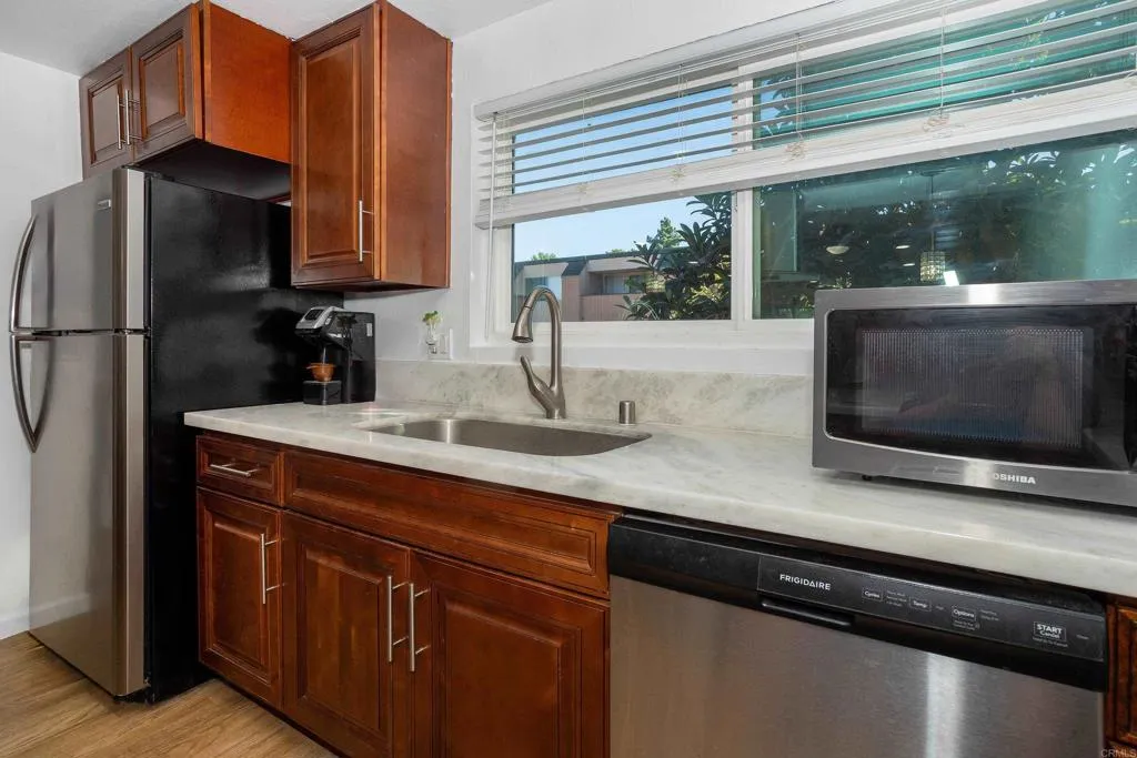 Photo #8: NDP2600074 Listing: Photo #8