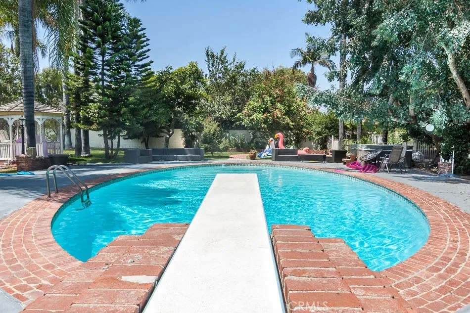 4645 Ledge Avenue, Toluca Lake, CA 91602 - Photo 5 of 25, Toluca Lake, CA