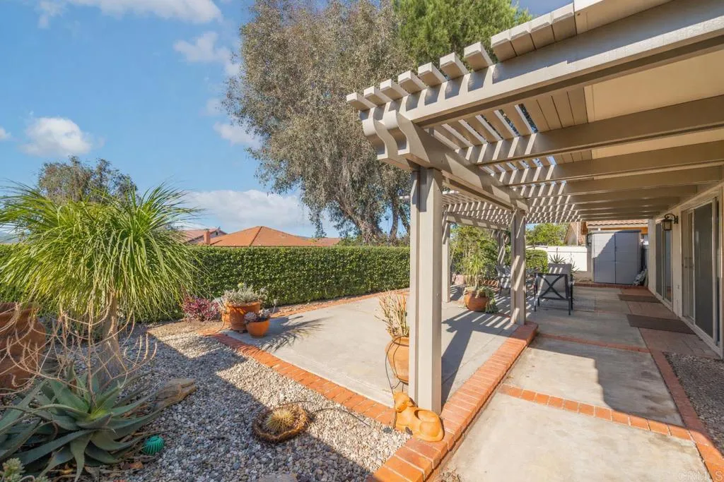 https://cdn.realtyfeed.com/cdn/127/306611569/ccee2960a464ef4f563fd349d6fffd49.webp