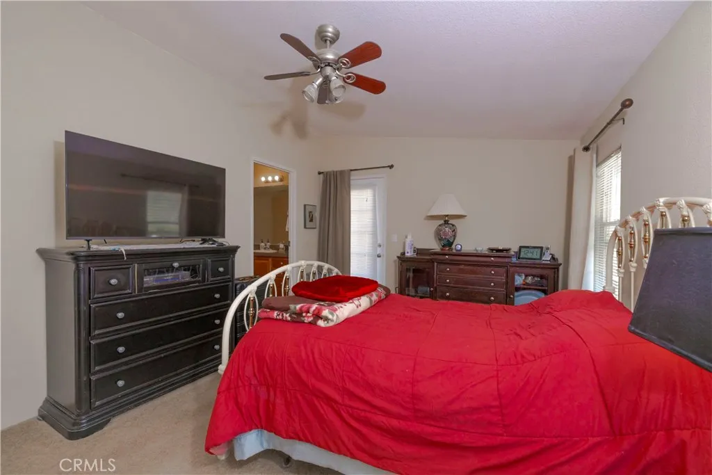 https://cdn.realtyfeed.com/cdn/127/306611683/542ea8c79381d38534a69f5b77213fe2.webp