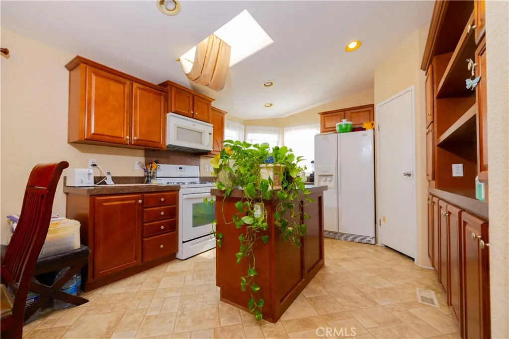https://cdn.realtyfeed.com/cdn/127/306611683/8103cf7f7bad023441cb8e4c98ba8ae6.webp