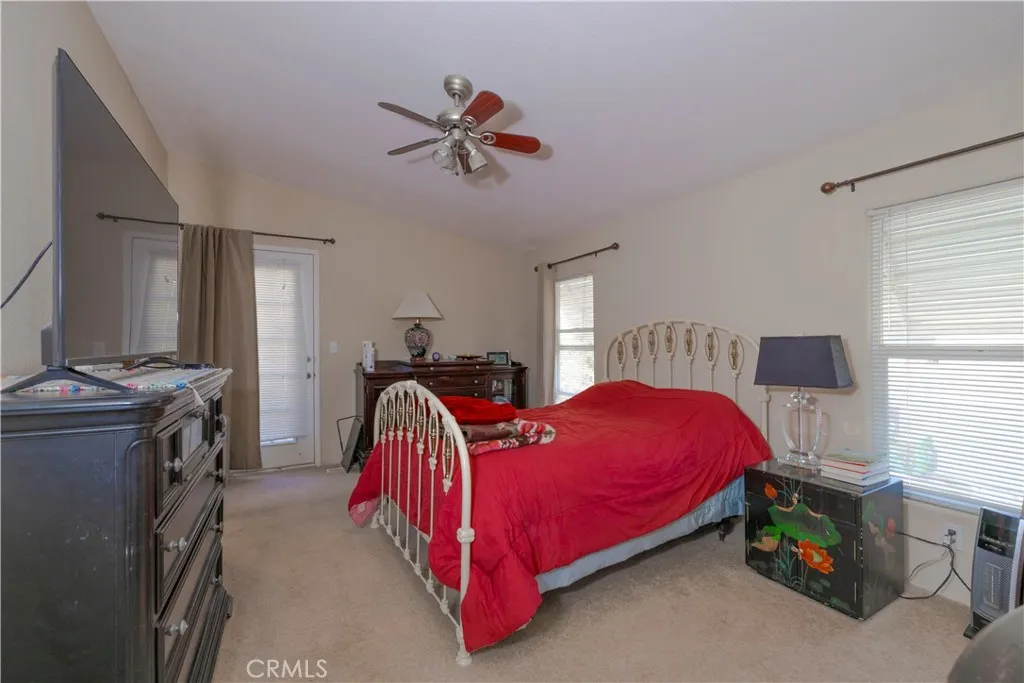 https://cdn.realtyfeed.com/cdn/127/306611683/eca6f2226a3075b6a9d33422021b91ad.webp